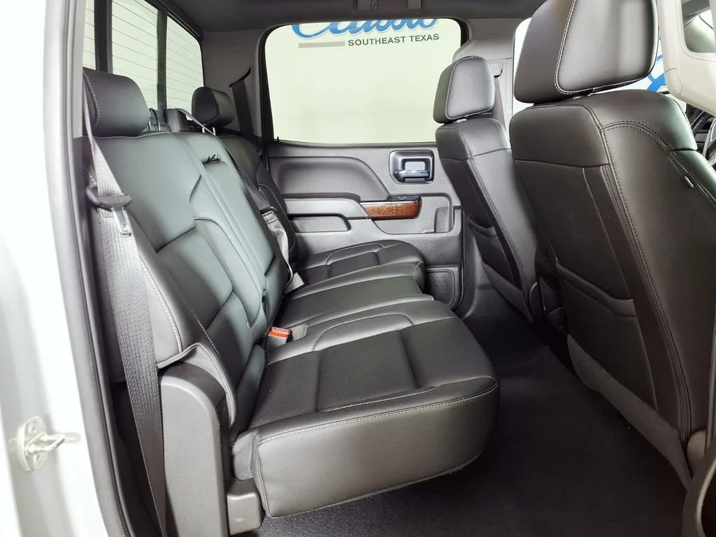 Used 2018 QUICKSILVER METALLIC GMC SLT image 11
