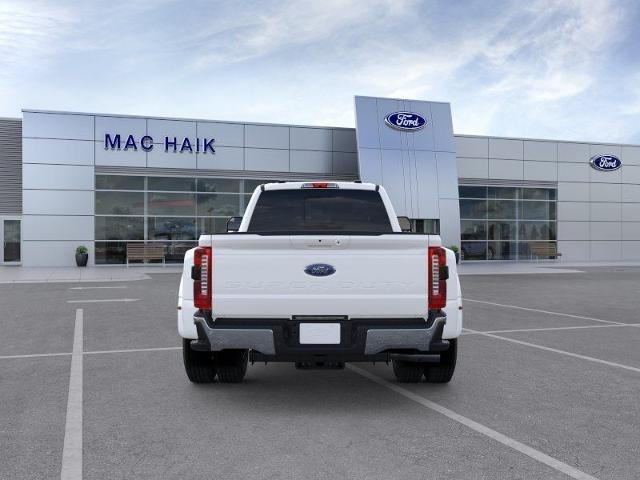 New 2026 Star White Metallic Tri-Coat Ford F-350® Lariat® image 27