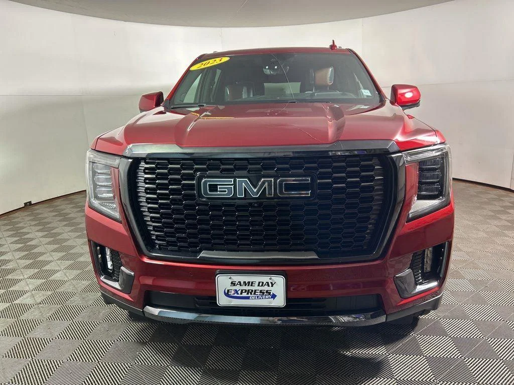 Used 2023 Volcanic Red GMC Denali Ultimate image 15