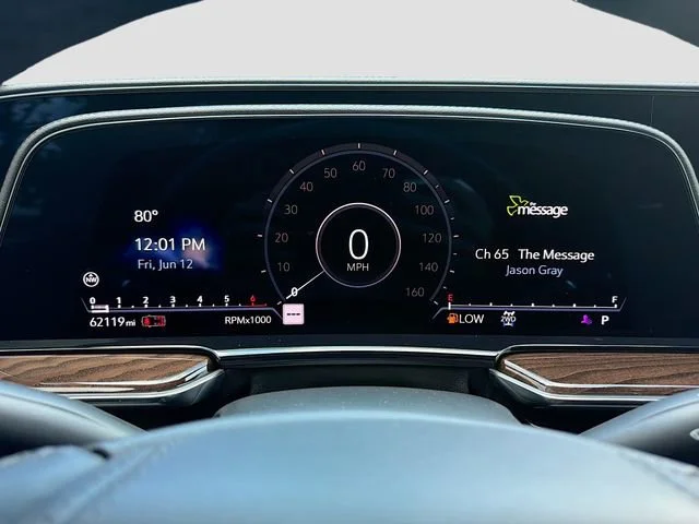 Used 2022 Crystal White Tricoat Cadillac Sport Platinum image 42