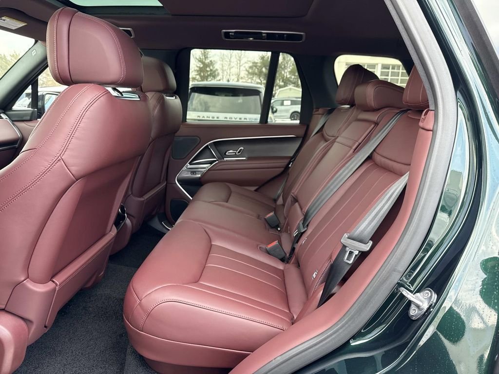 2026 Land Rover Range Rover SE - Photo 16