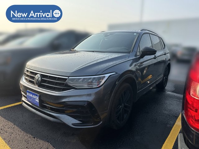 2022 Volkswagen Tiguan 2.0T SE R-Line Black
