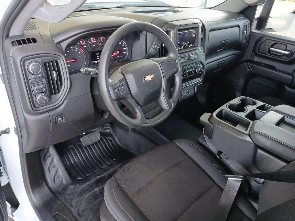 Used 2025 White Chevrolet Work Truck image 10
