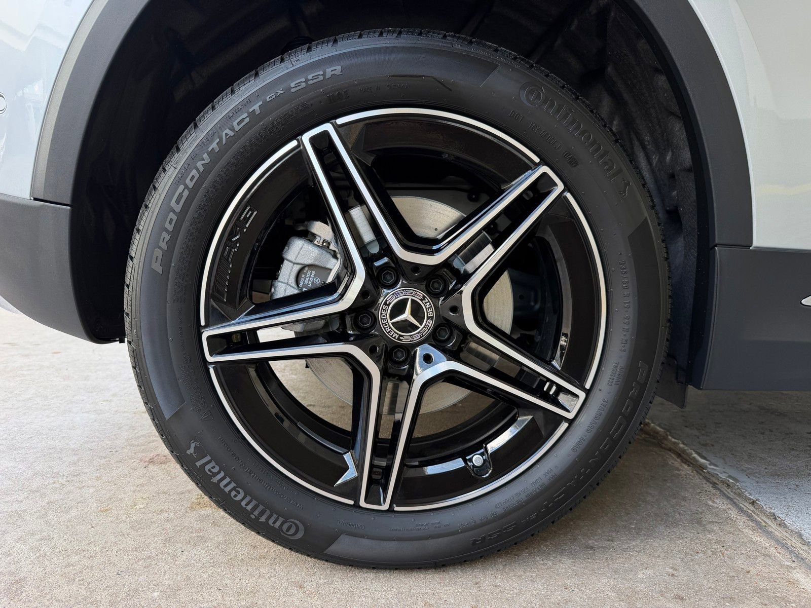 New 2026 Cirrus Silver Metallic Mercedes-Benz GLA 250 image 43