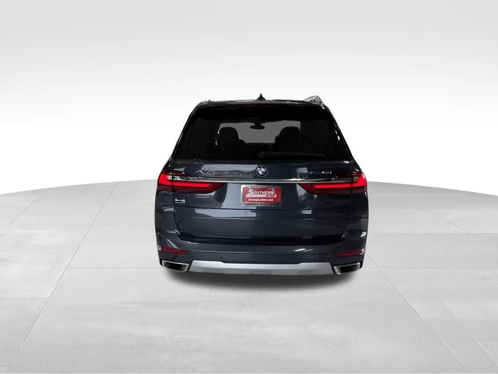 Used 2020 Gray BMW xDrive40i image 4
