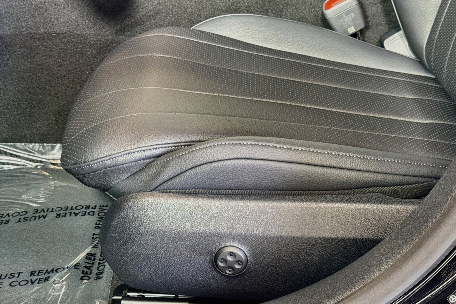 New 2026 Obsidian Black Metallic Mercedes-Benz E 450 image 16