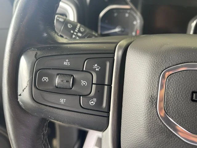 Used 2022 Black GMC Denali image 27