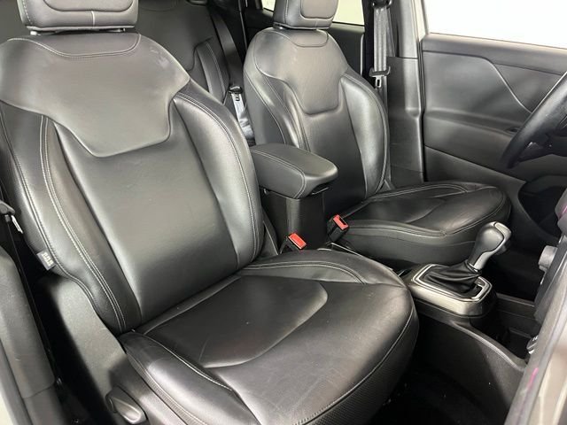 Used 2021 White Jeep Limited image 40