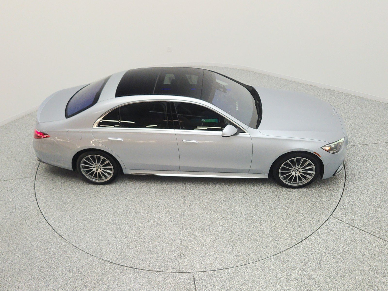 Certified Used 2022 Cirrus Silver Mercedes-Benz S 580 4MATIC® Sedan image 26