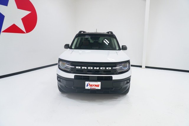 Used 2023  Ford Outer Banks image 2
