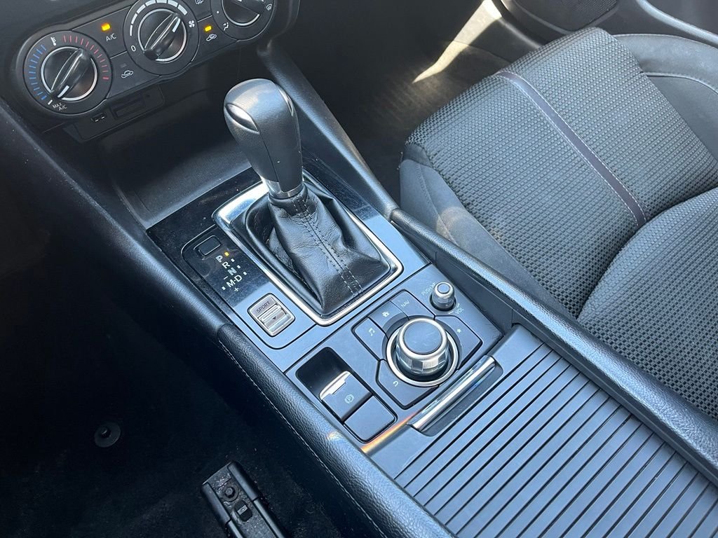 Used 2017 Blue Mazda Sport image 32