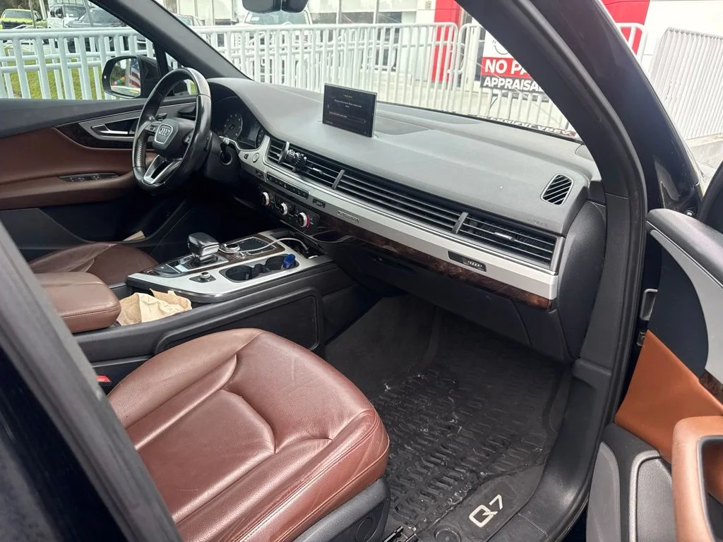 Used 2019 Night Black Audi 45 Premium image 13