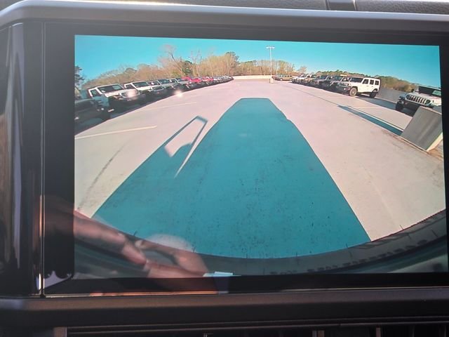New 2026 Granite Crystal Metallic Clearcoat Jeep Sport image 20