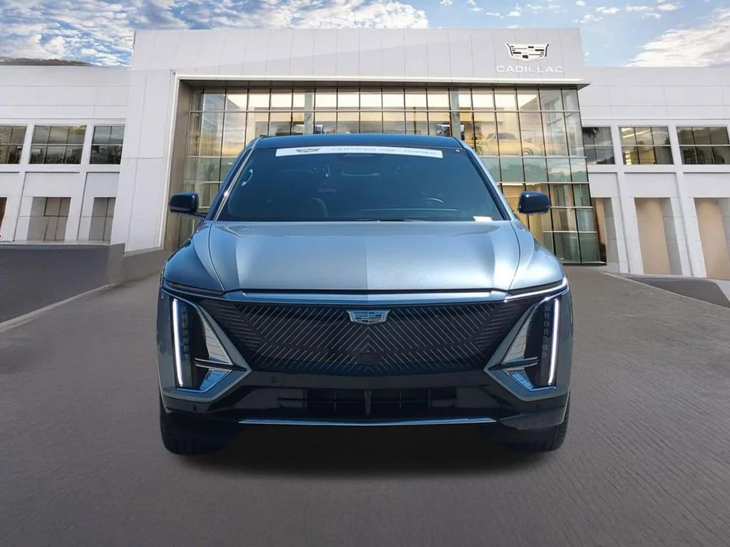 Certified 2024 Cadillac LYRIQ Tech with VIN 1GYKPMRL8RZ139207 for sale in Calabasas, CA