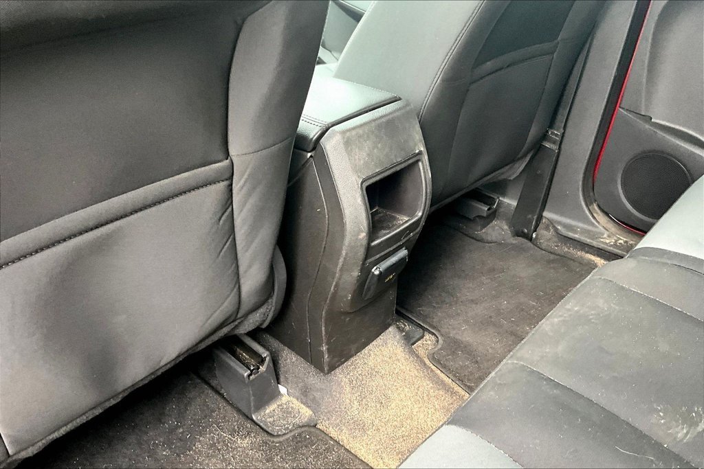 Used 2013 Red Ford SE image 10