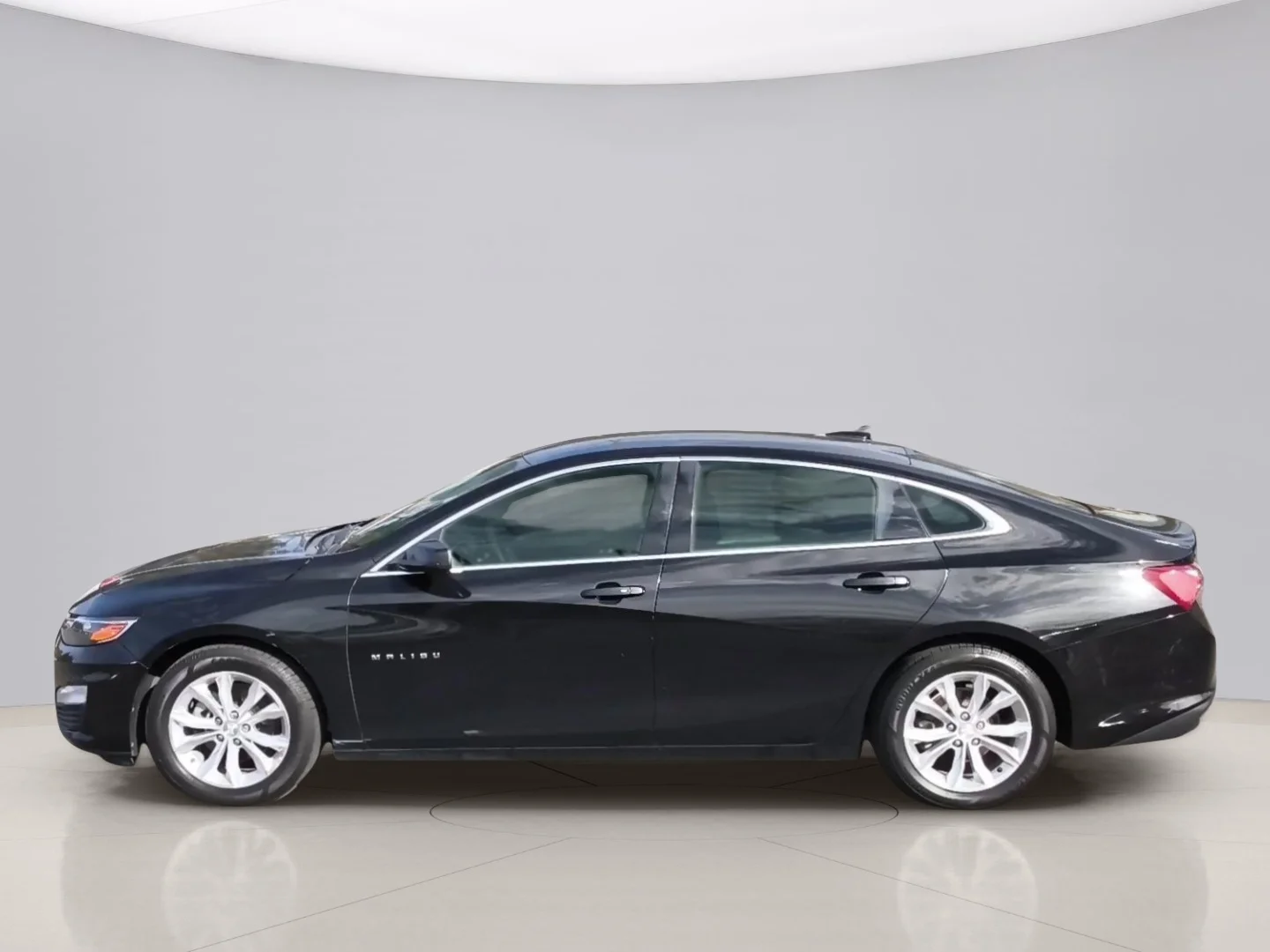 Used 2020 Black Chevrolet LT image 2