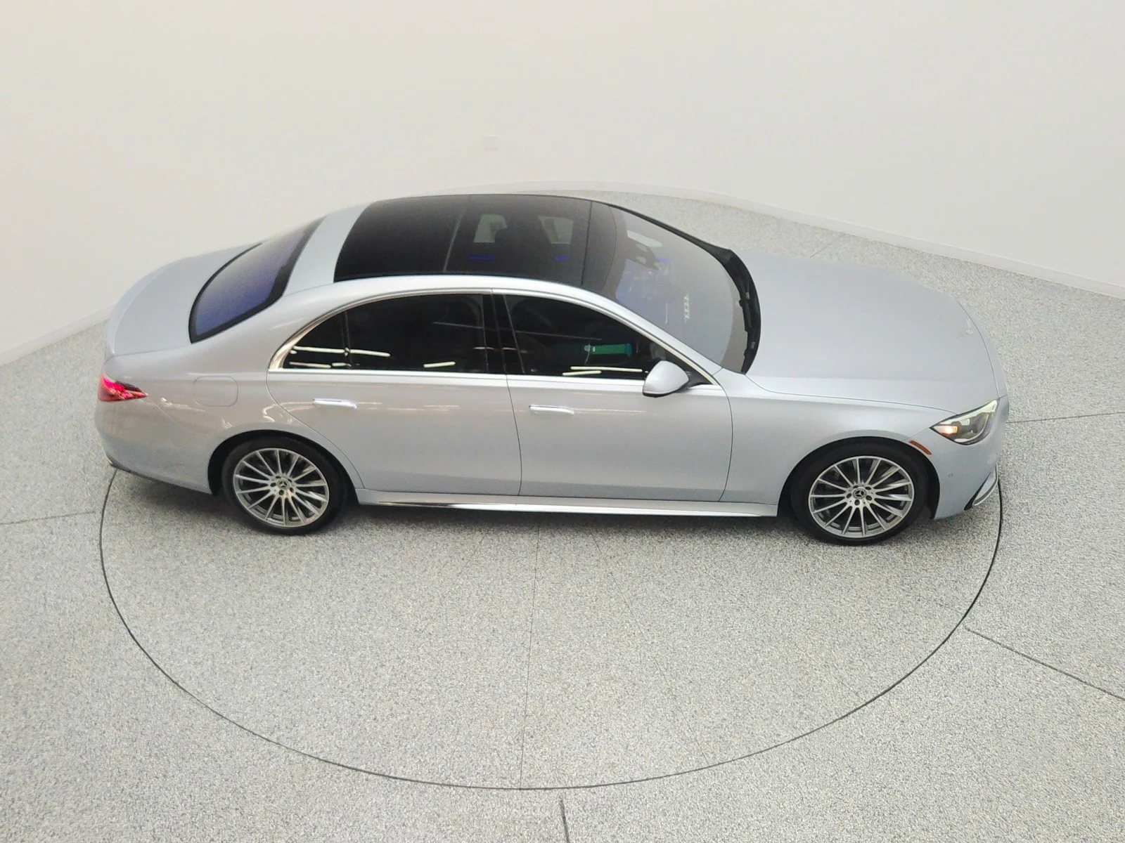 Certified Used 2022 Cirrus Silver Mercedes-Benz S 580 4MATIC® Sedan image 26