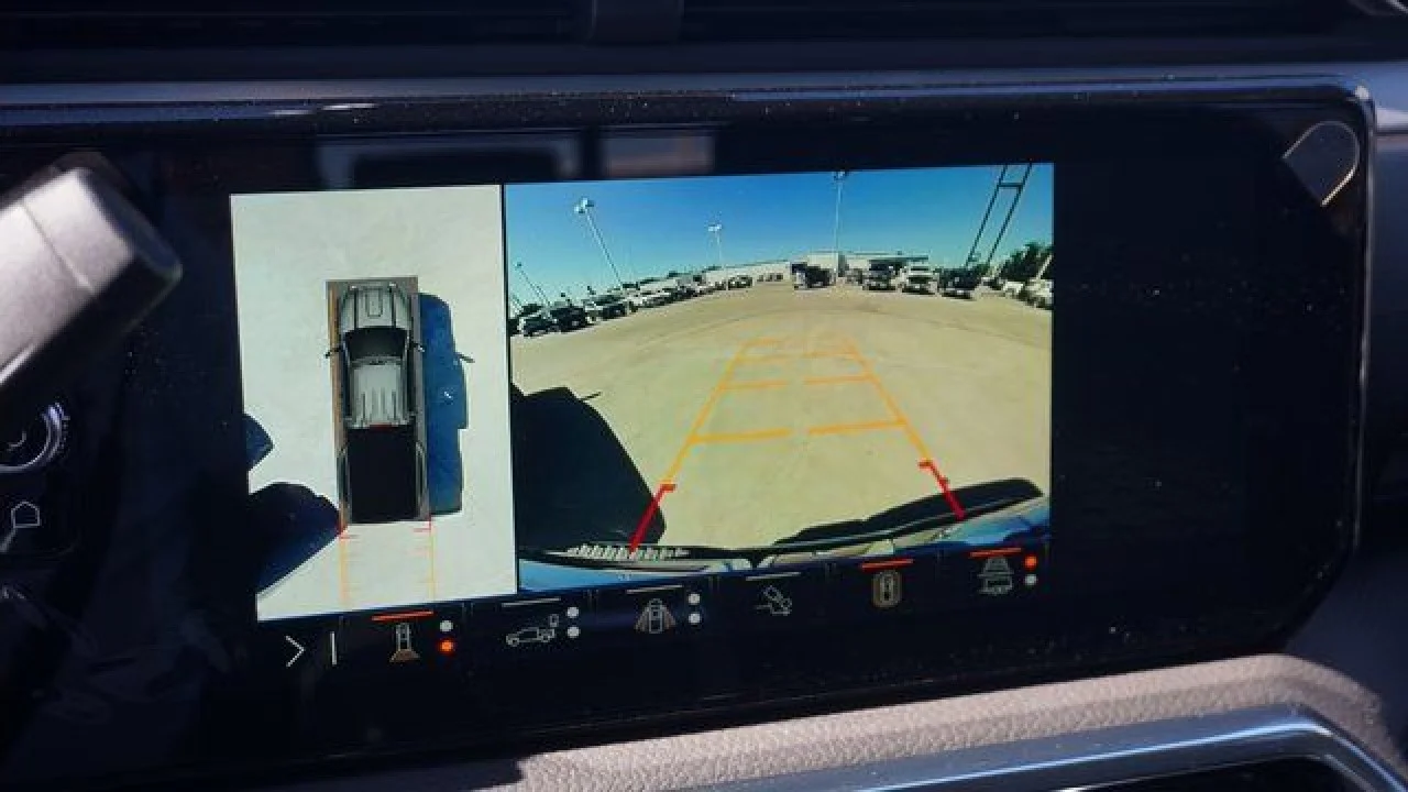 2026 GMC Sierra 3500HD Denali - Photo 31