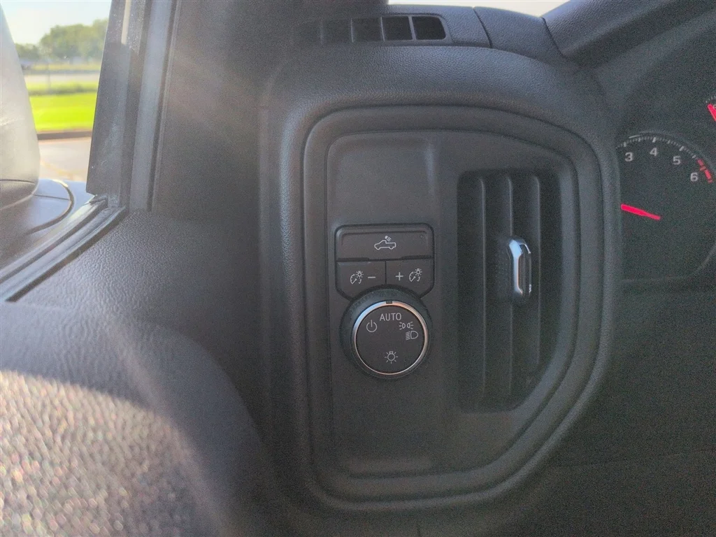 Used 2023 Summit White Chevrolet WT image 18