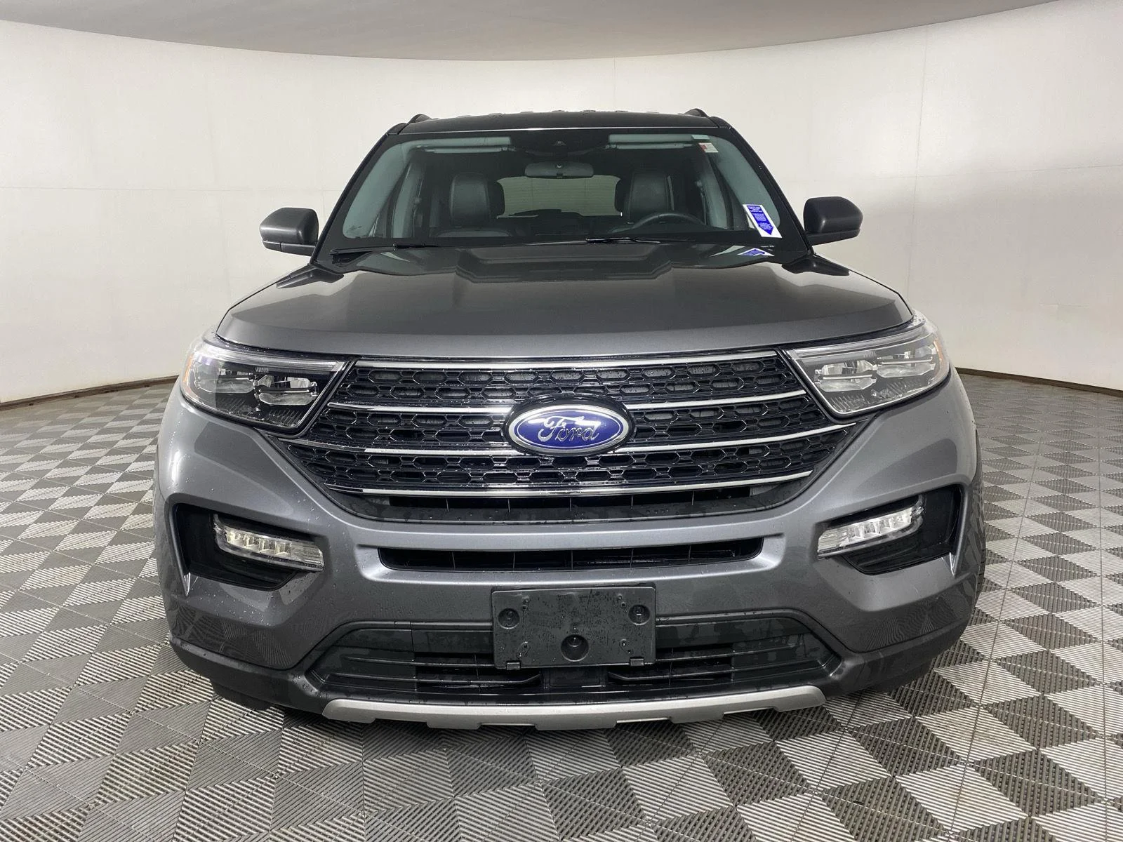 Used 2023 Carbonized Gray Ford XLT image 5
