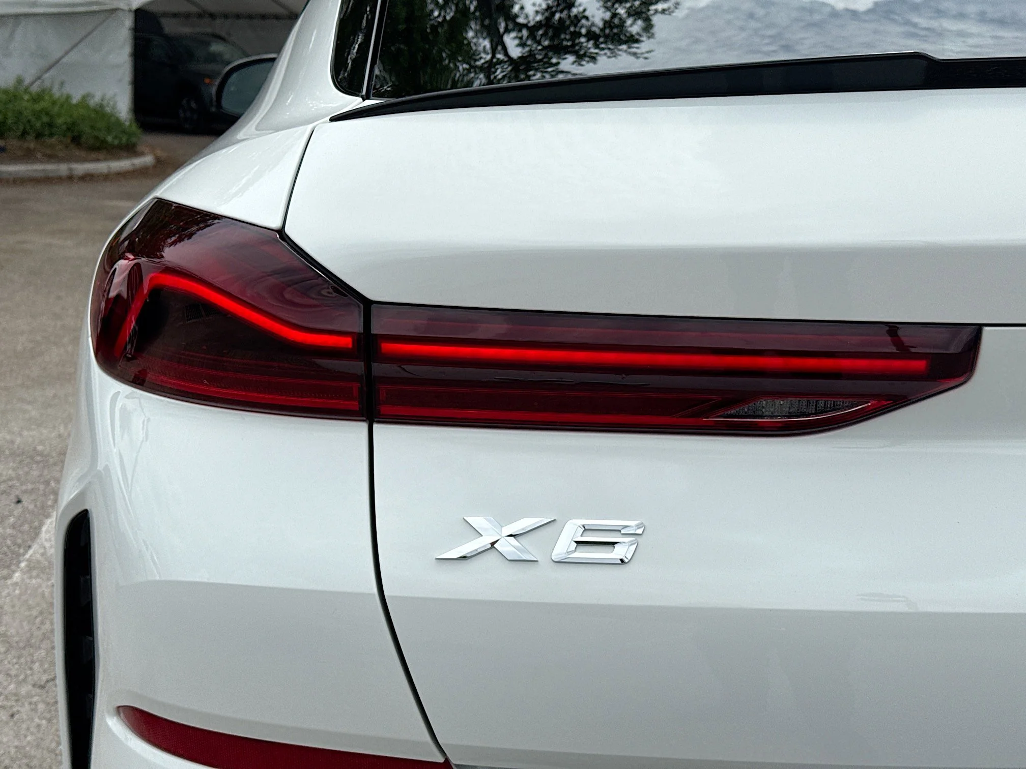 New 2027 Alpine White BMW xDrive40i image 10