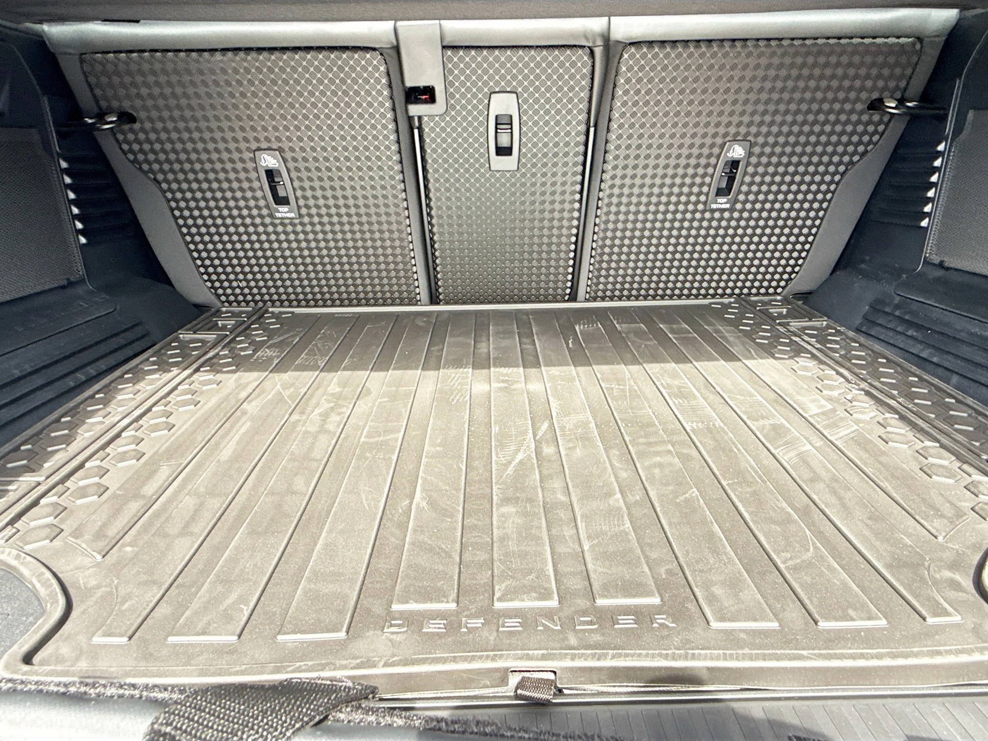 New 2026 Fuji White Land Rover X-Dynamic SE image 11