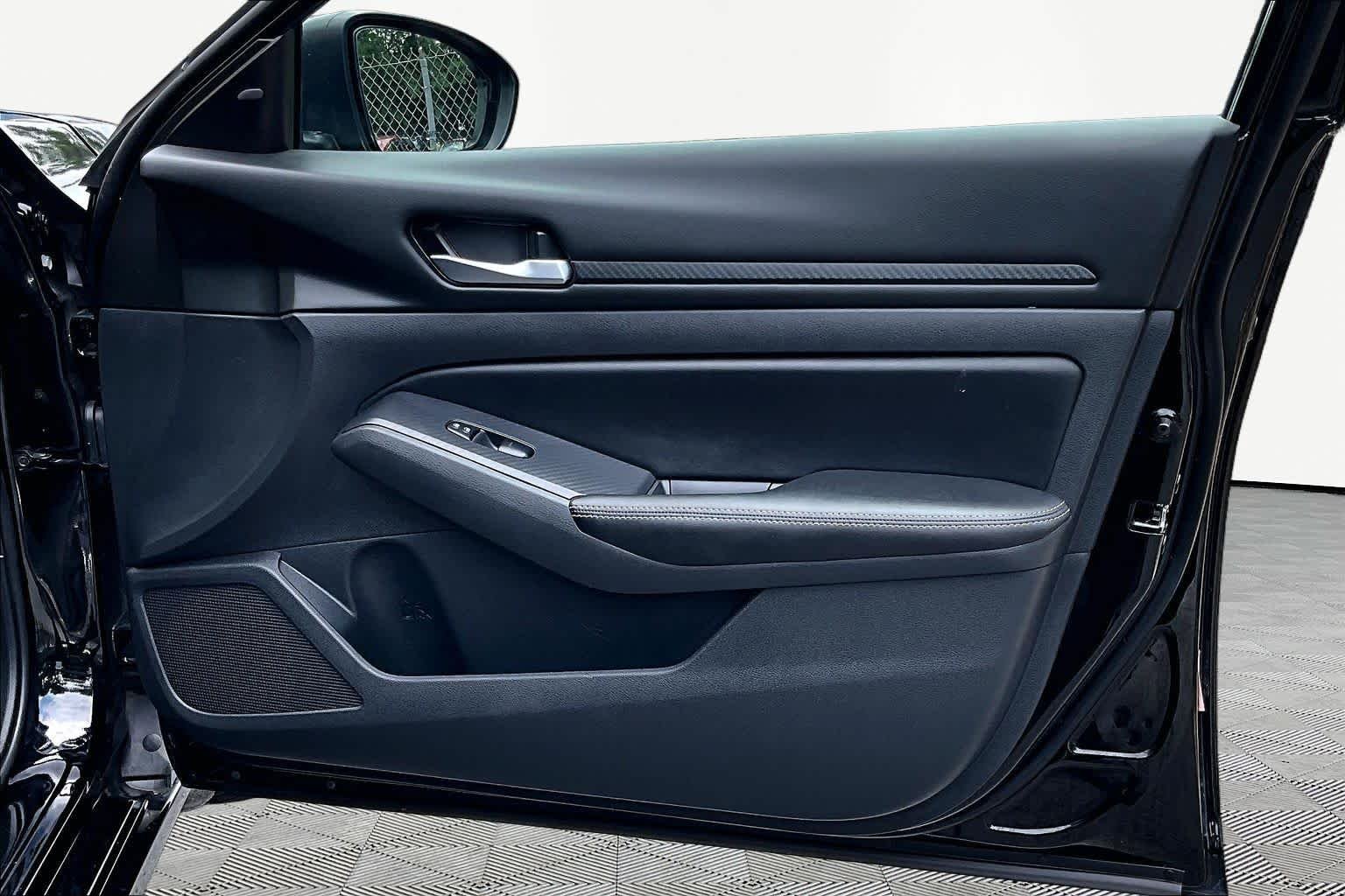 2024 Nissan Altima SV - Photo 23