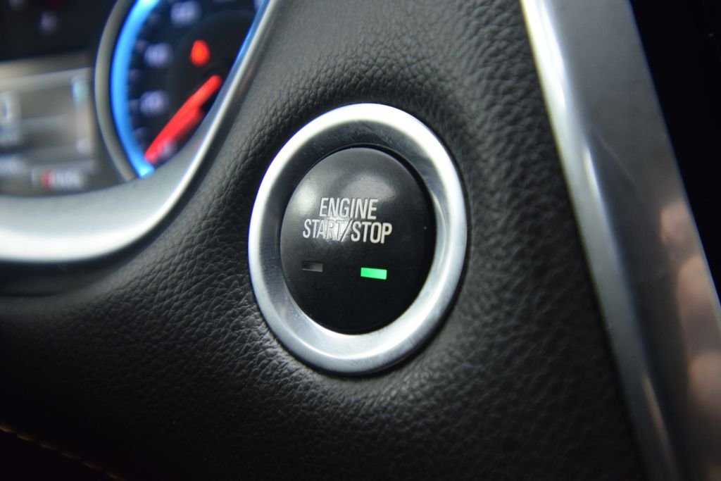 Used 2019 Silver Chevrolet LT image 29