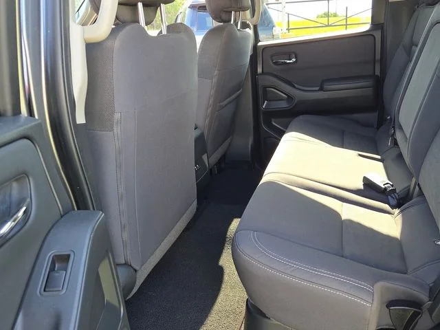 Used 2024 Gray Nissan SV image 7
