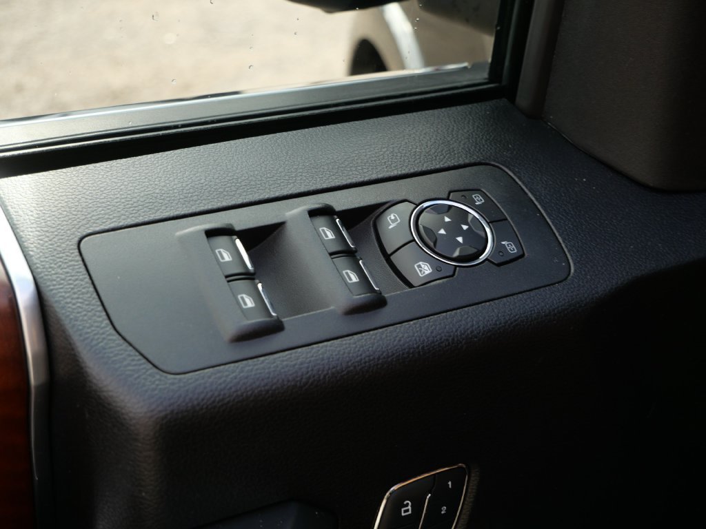 Used 2016 Black Ford Limited image 22