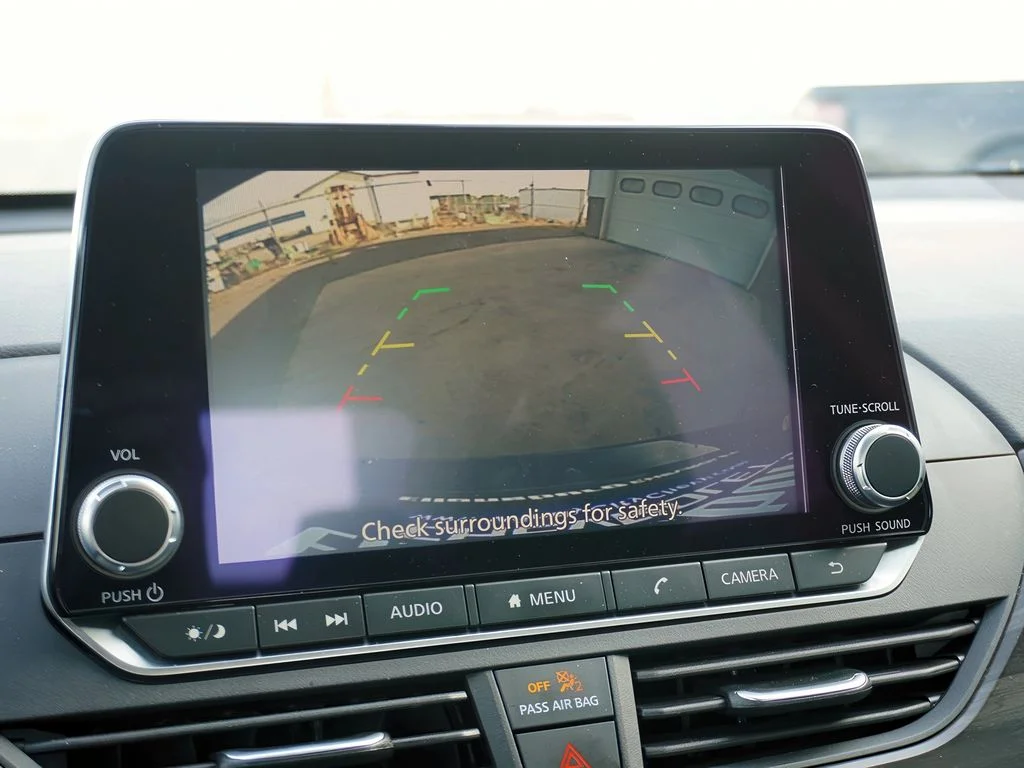 2025 Nissan Altima SV - Photo 33