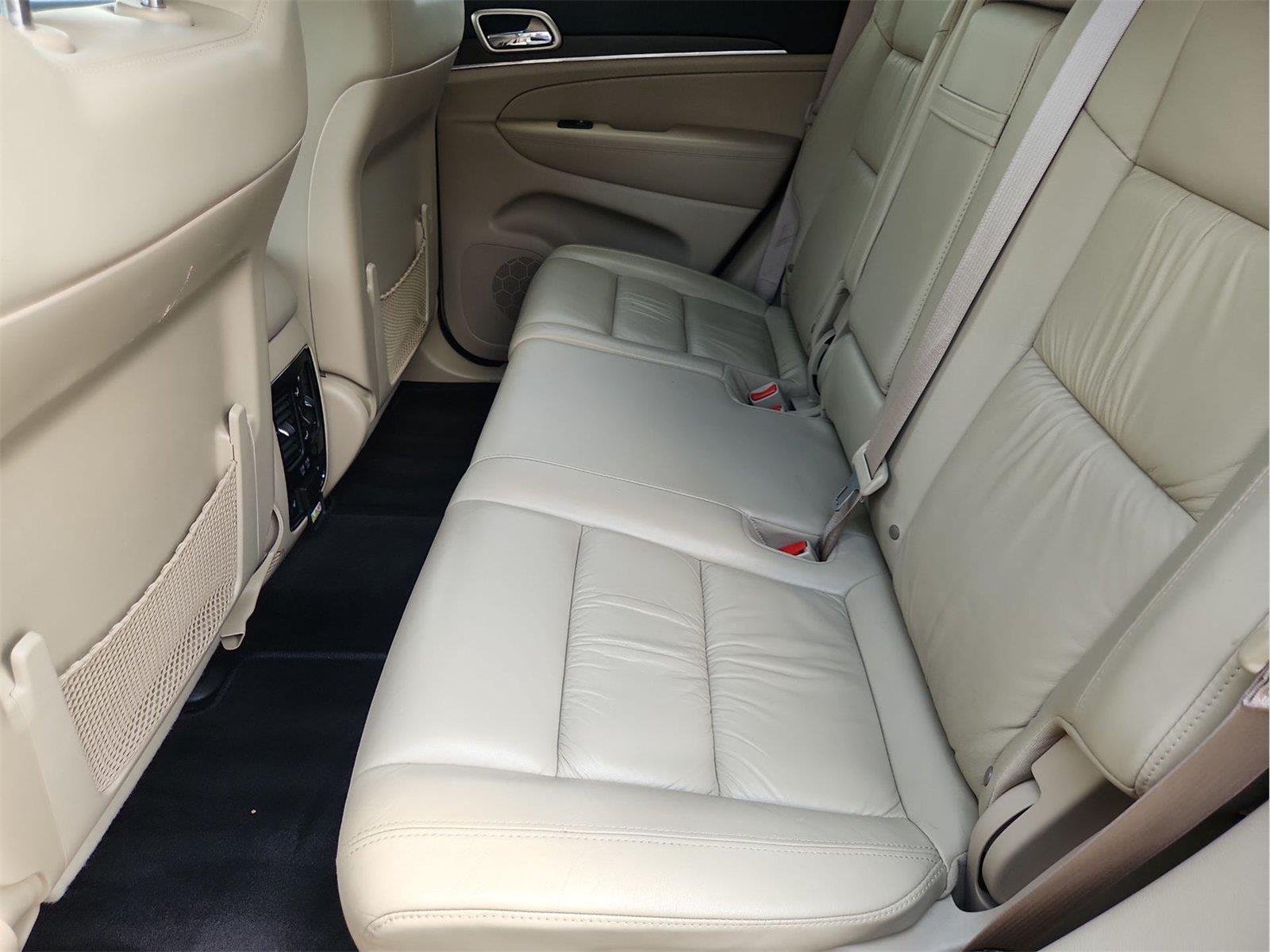 2015 Jeep Grand Cherokee Limited Gray at Auto Boutique Texas