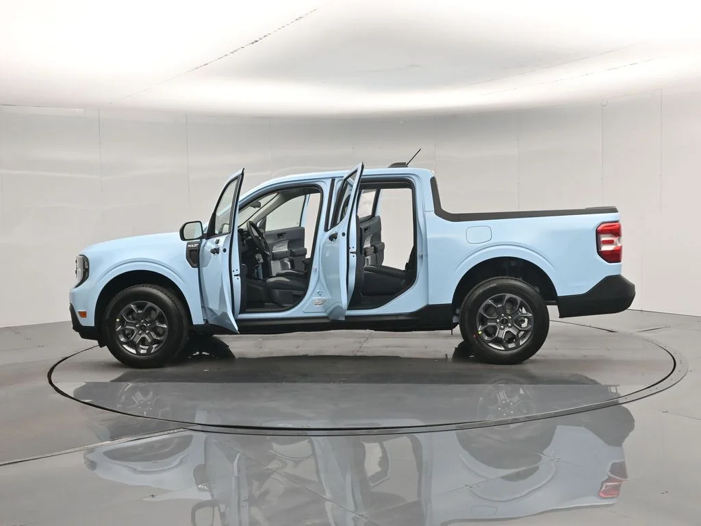 New 2026 Light Blue Ford XLT image 33
