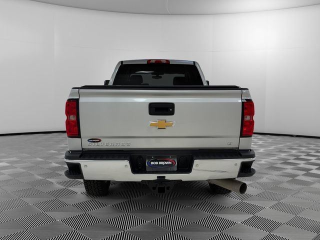 Certified Used 2016 SILVER ICE METALLIC Chevrolet LT image 4
