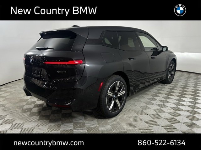 Used 2026 Dark Graphite Metallic BMW xDrive45 image 7