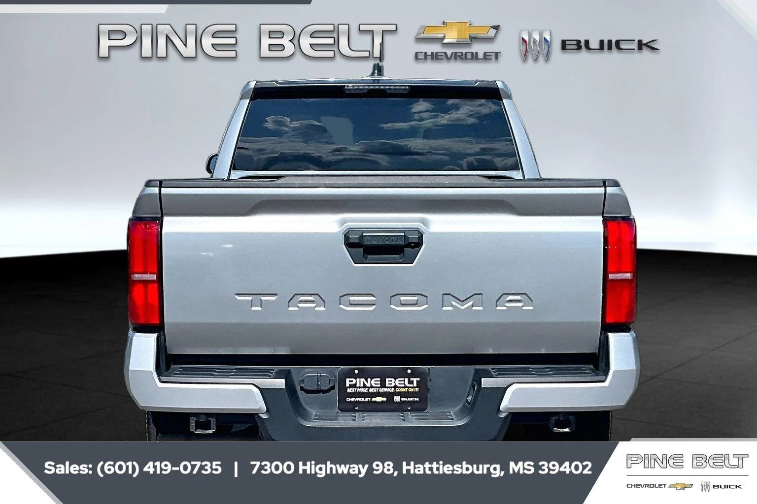 Used 2024 Silver Toyota SR5 image 4
