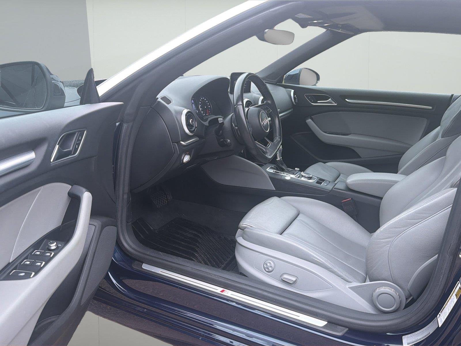 Used 2018 Cosmos Blue Metallic/Black Roof Audi Premium Plus image 11