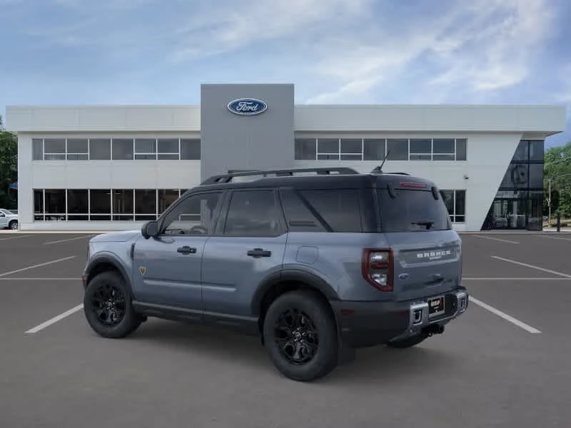 New 2026 Azure Gray Metallic Tri-Coat Ford Badlands® image 4