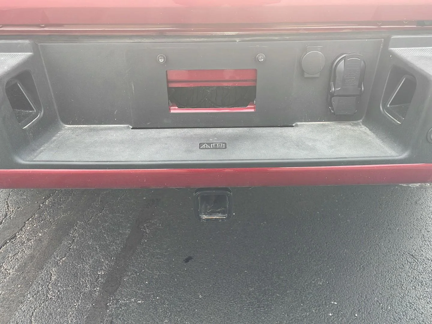 New 2026 Ruby Red Metallic Tinted Clearcoat Ford XLT image 5