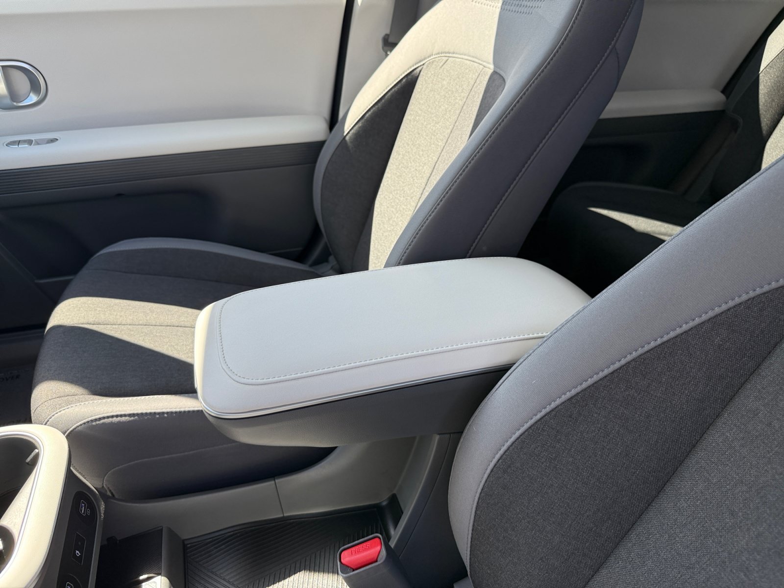 Certified Used 2024 Cyber Gray Hyundai SEL image 14