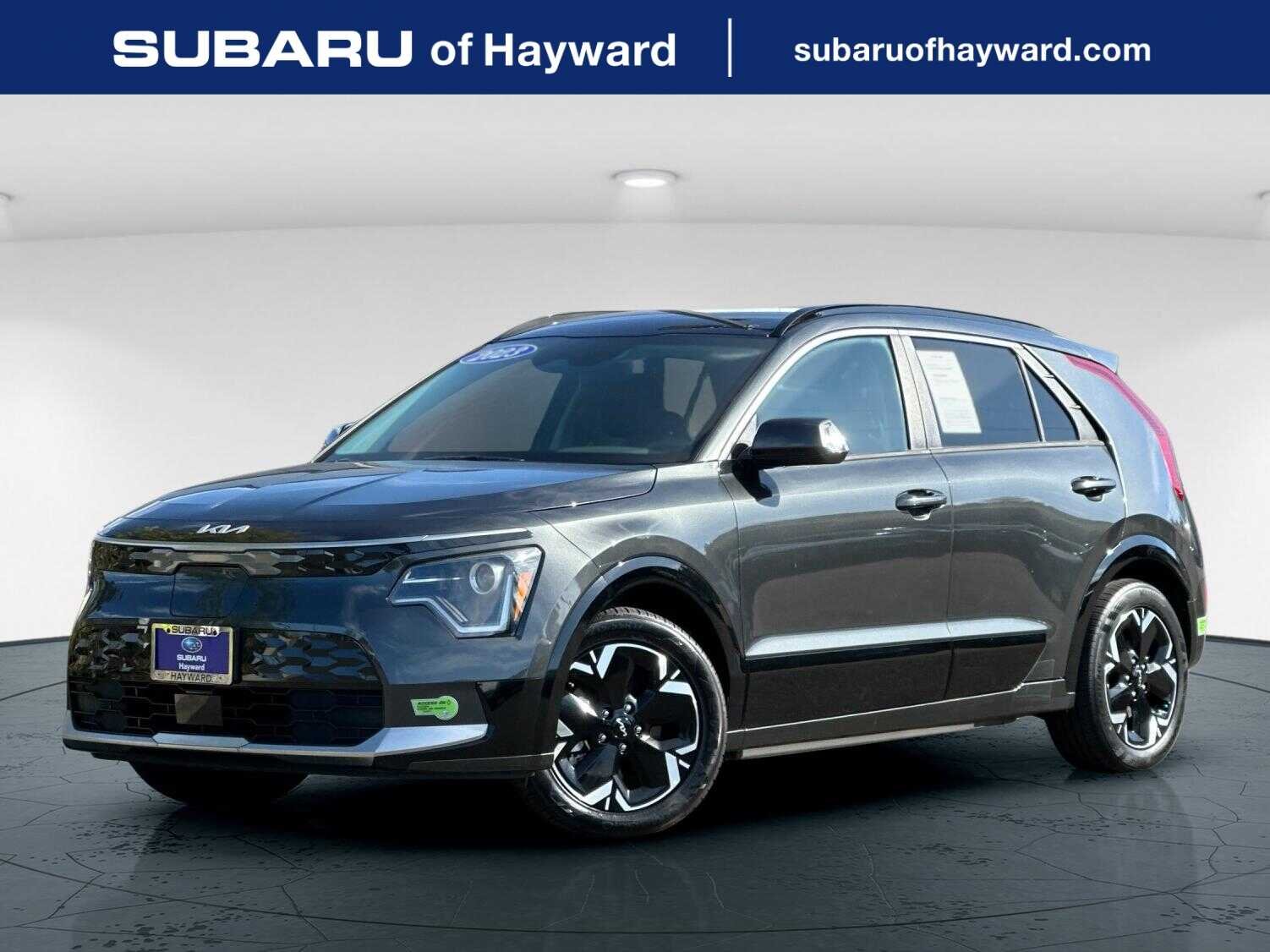 Used 2023 Graphite Gray Kia Wind 4D Sport Utility image 1
