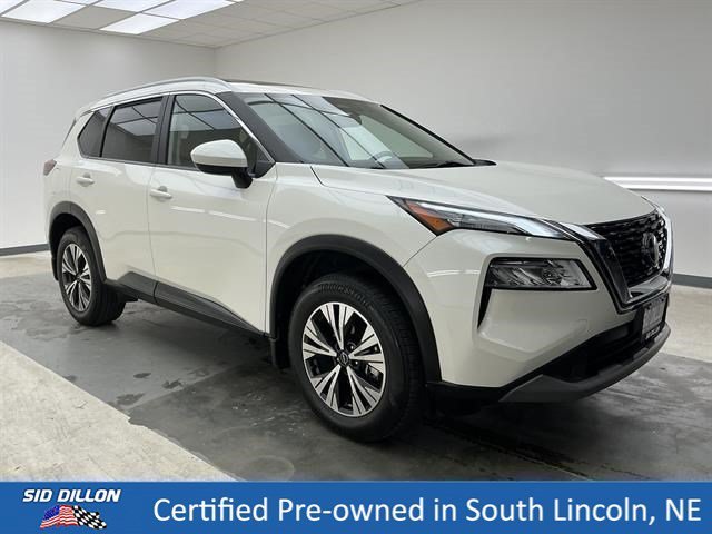Used 2023 Pearl White Tricoat Nissan SV image 3