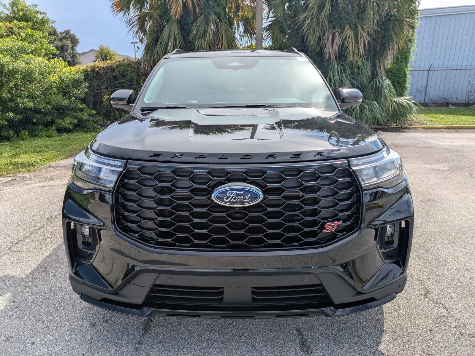 New 2026 Agate Black Metallic Ford ST image 2