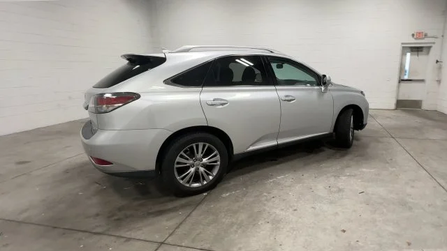 Used 2013 Silver Lexus 350 image 4