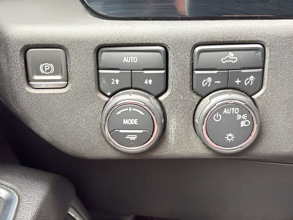 Used 2024 Red Chevrolet LT image 27