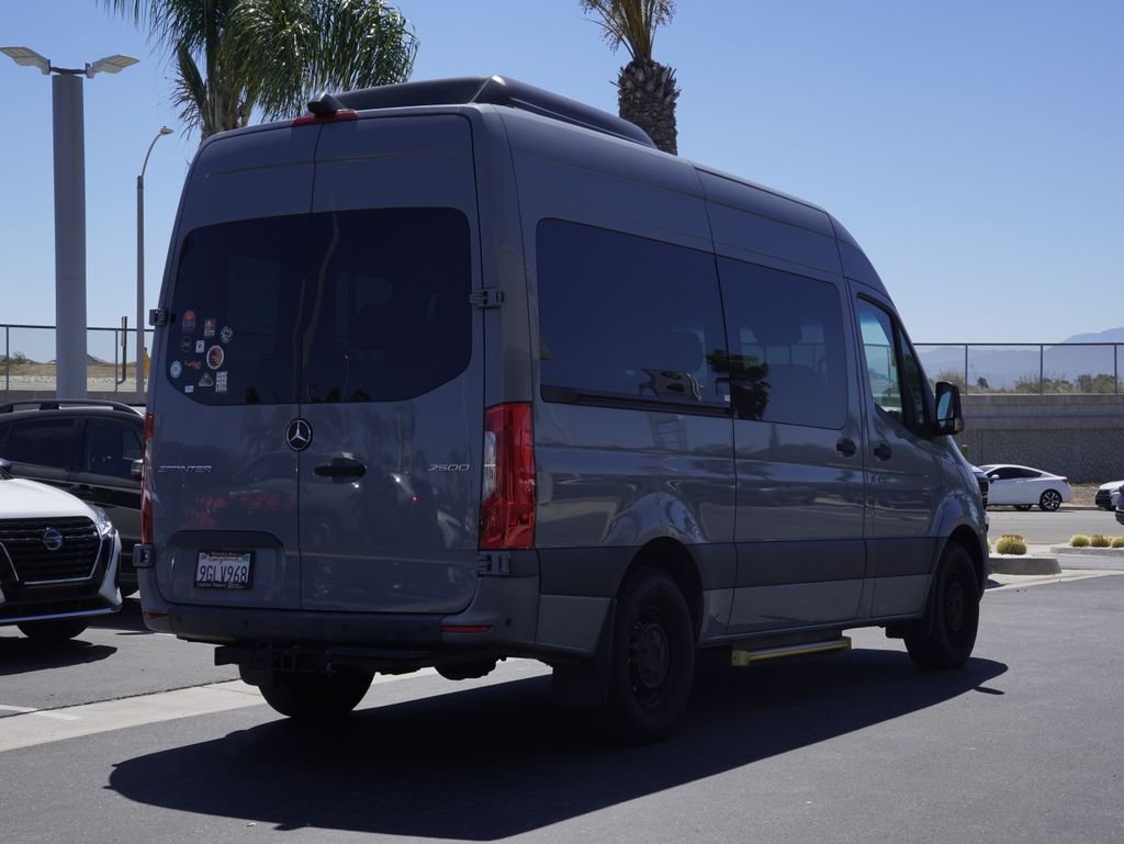Used 2023  Mercedes-Benz Passenger 144 WB image 3