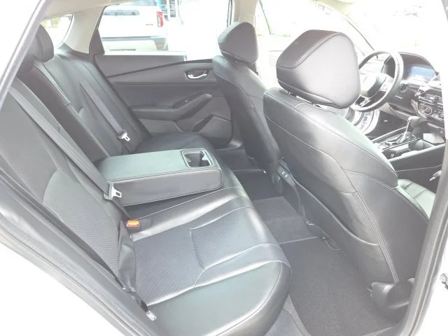 Certified Used 2025 Solar Silver Metallic Honda HYBRID EX-L image 65