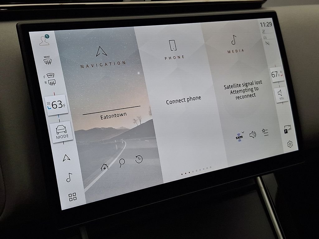 New 2026 Arroios Grey Metallic Land Rover S image 18