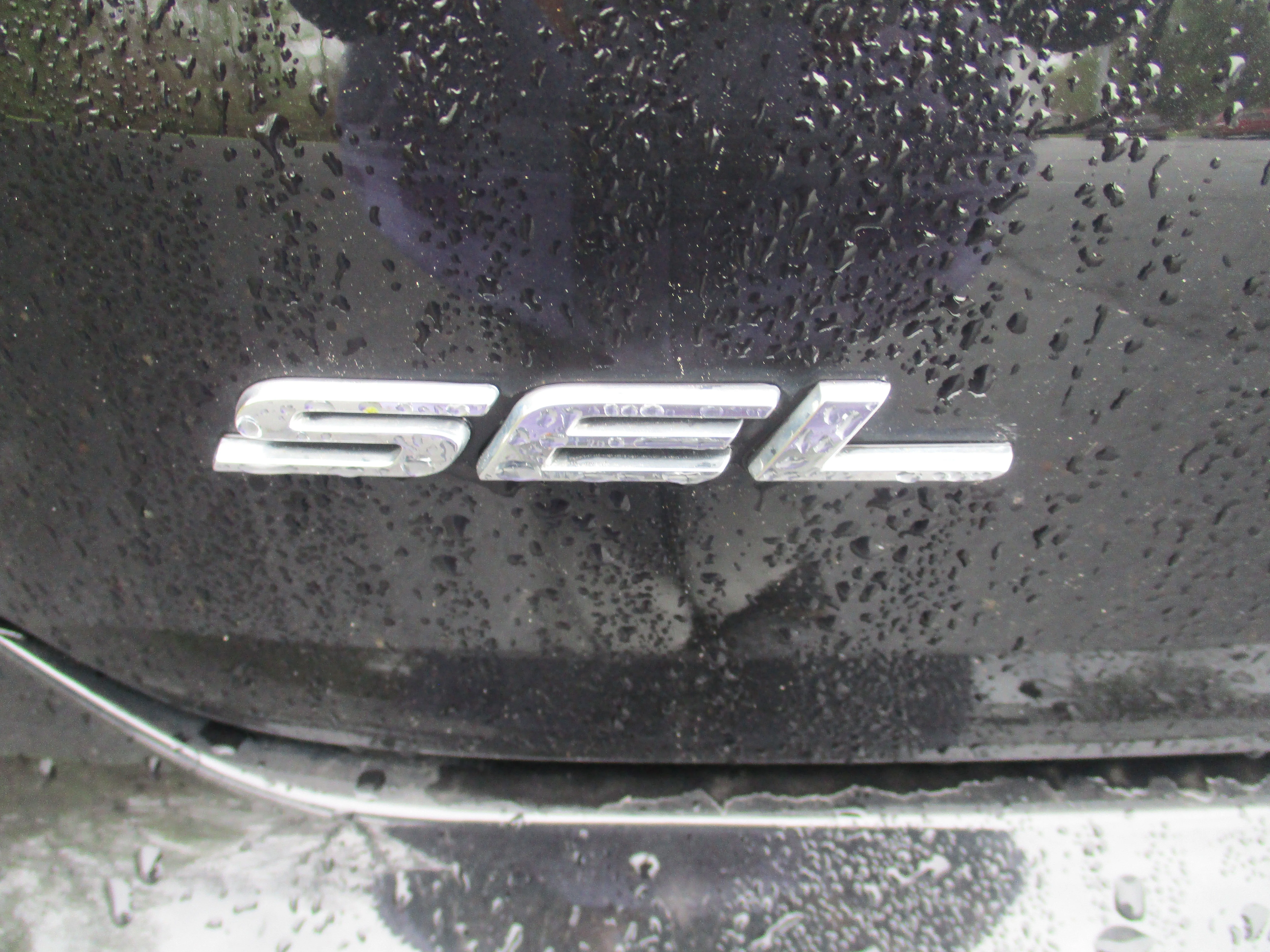 Used 2023 Agate Black Metallic Ford SEL image 57