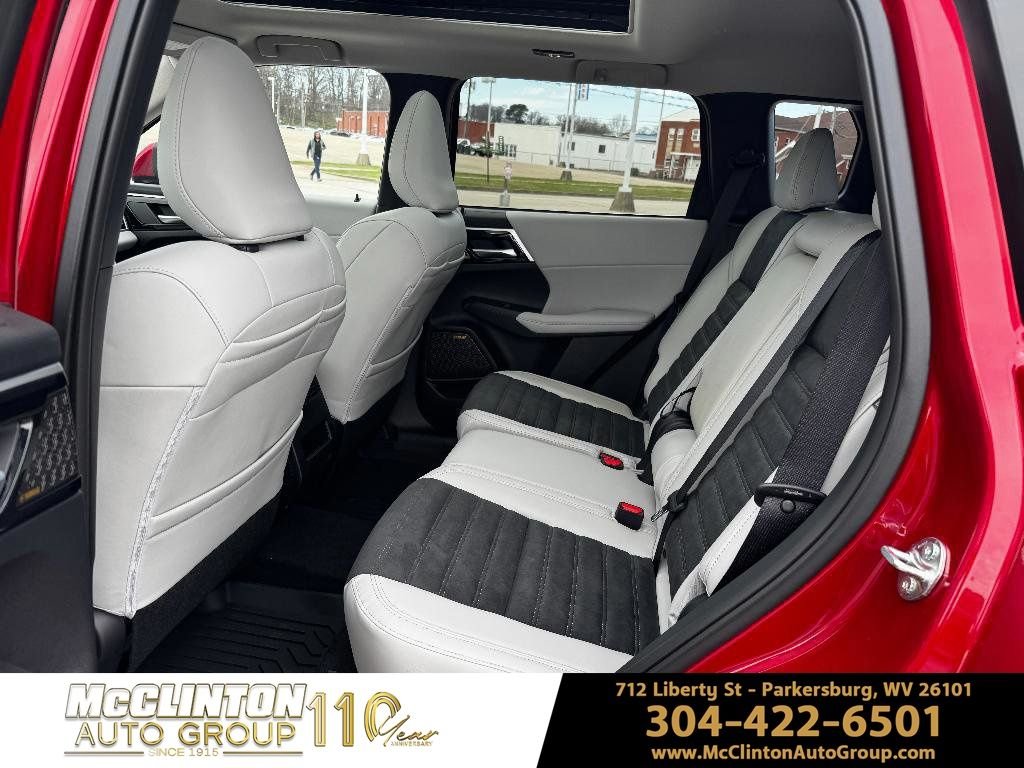 2026 Mitsubishi Outlander SE - Photo 12